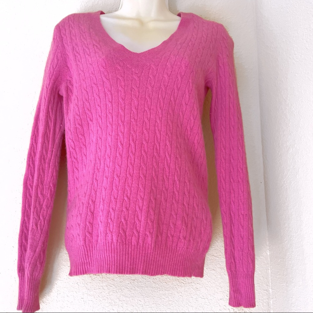 J. Crew Cashmere wool blend Cambridge Cable knit v neck sweater